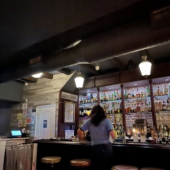 The Headless Widow - Bar area - Cocktail Bars Near Me - New York, New York The Headless Widow - Bar area - Cocktail Bars Near Me - New York, New York
