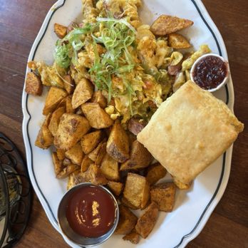 Screen Door Pearl District - Cajun Scramble - Southern Near Me - Portland, Oregon
