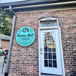Momma Shells Cookies - Storefront