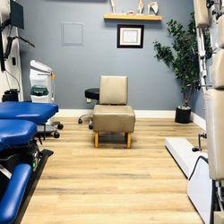 Lee Chiropractic - Clean Examination Room
