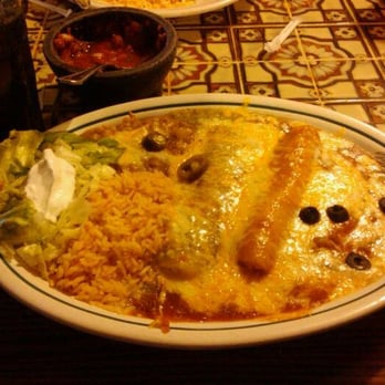 Joe Bandido's - Enchiladas Tres... now i gonna eat it! - Mexican Near Me - Springville, Utah
