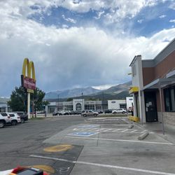 McDonald's - Front