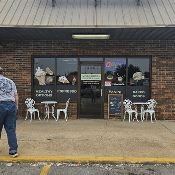Full Quiver Coffee and Café - Front of restaurant. - Salad Near Me - Mountain View, Missouri Full Quiver Coffee and Café - Front of restaurant. - Salad Near Me - Mountain View, Missouri