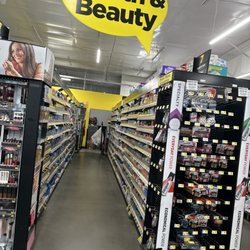Dollar General - ....