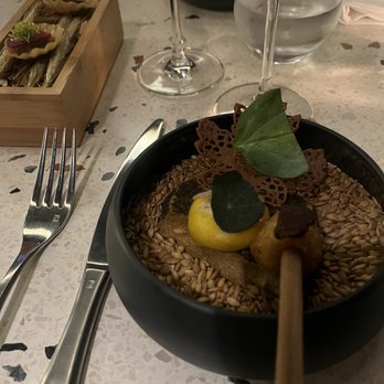 Passionné - French Near Me - Paris