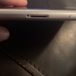 Missing SIM card and tray Missing SIM card and tray