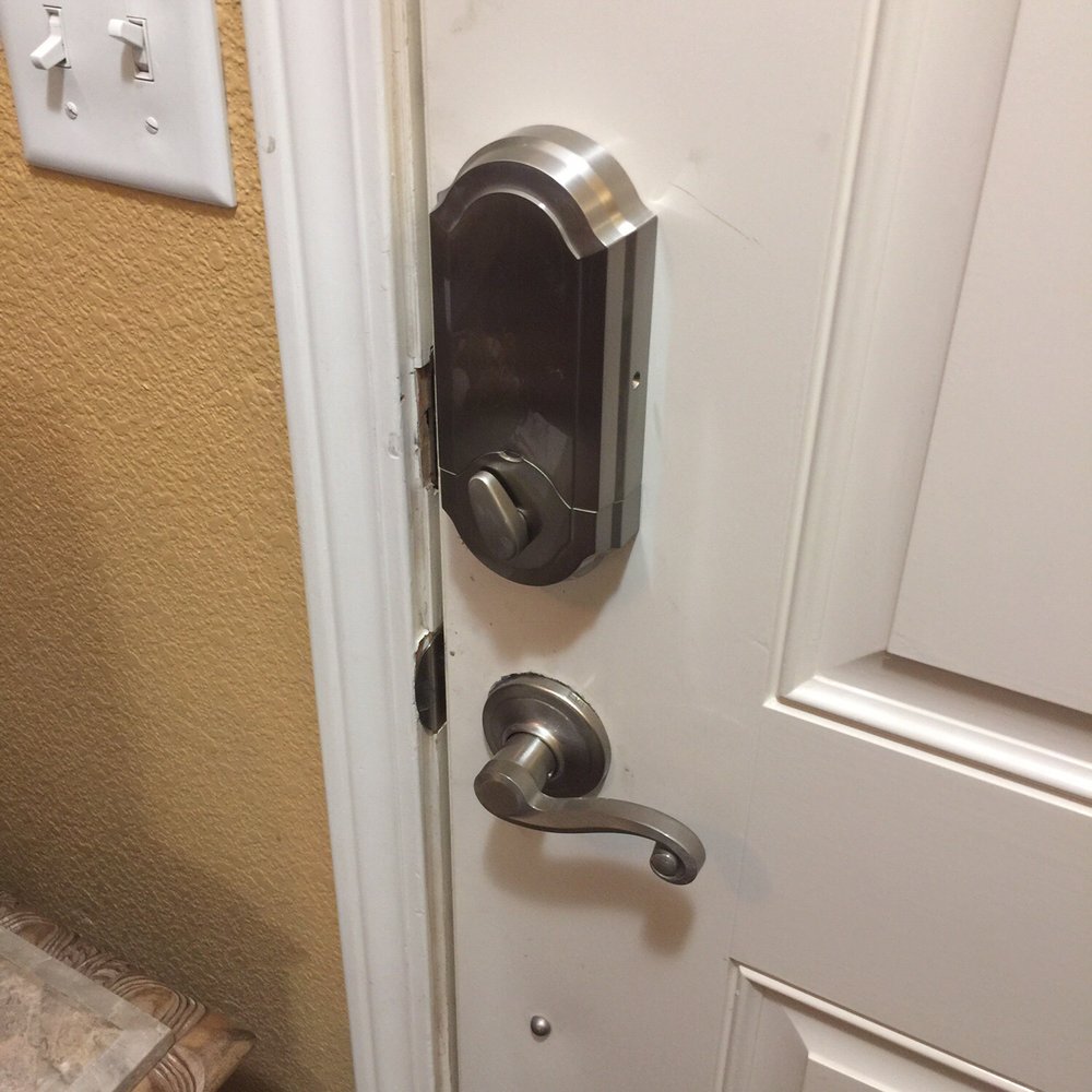 ABC Lock & Key - Internal view of front door installation - Keys & Locksmiths Near Me - El Paso, Texas ABC Lock & Key - Internal view of front door installation - Keys & Locksmiths Near Me - El Paso, Texas