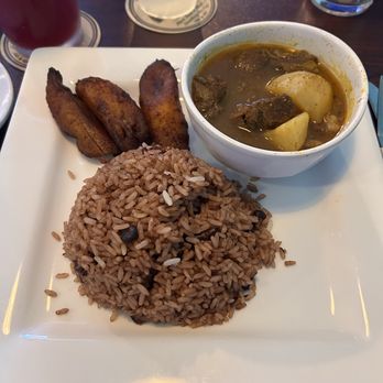 Irie Diner Caribbean Restaurant - Caribbean Near Me - Orange Park, Florida