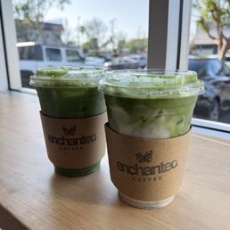 Strawberry Matcha & Horchata con Matcha