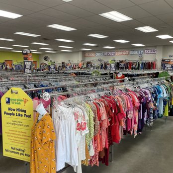 Goodwill Store - Thrift Stores Near Me - Muscatine, Iowa