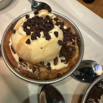 BJ's Restaurant & Brewhouse - Mini Chocolate Chunk Pizookie Platter - Pizza Near Me - Fresno, California