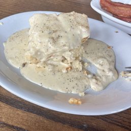 Biscuit and gravy