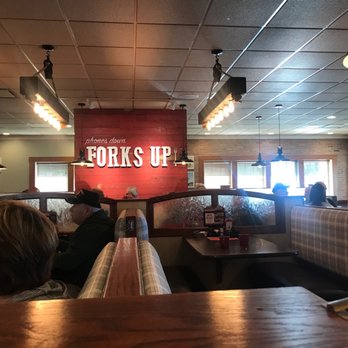 Bob Evans - Main dining - American Near Me - Fort Myers, Florida Bob Evans - Main dining - American Near Me - Fort Myers, Florida