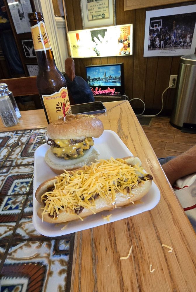 Food from Herb & Thelma's Tavern