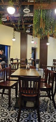 Old Towne & Sanna's by null