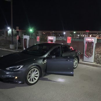 Tesla Supercharger - Tesla charging - EV Charging Stations Near Me - Yuma, Arizona