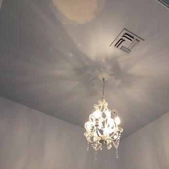 Ram Wallcoverings - Ceiling before wallpaper door trim - Wallpapering Near Me - Phoenix, Arizona