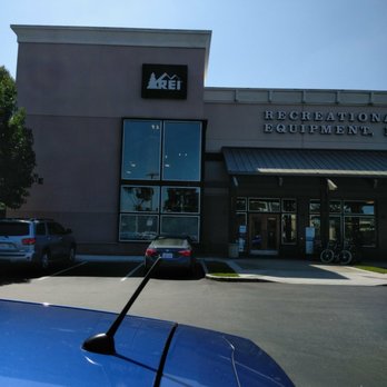 REI - Outdoor Gear Near Me - Manhattan Beach, California