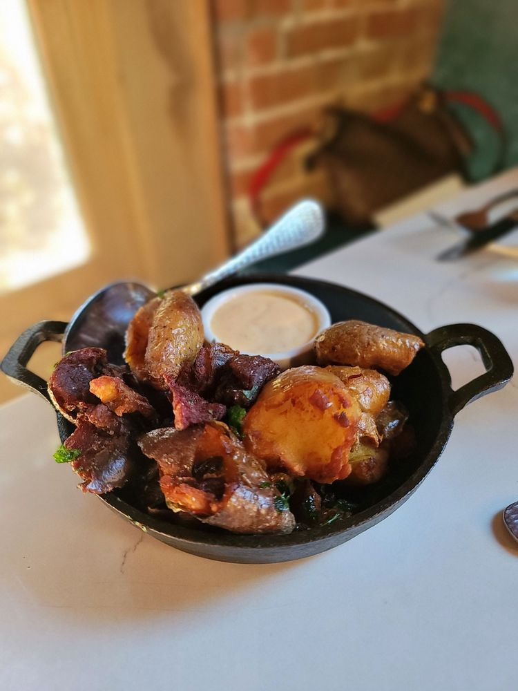 Social spots from Geist