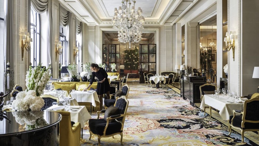 Four Seasons Hôtel George V