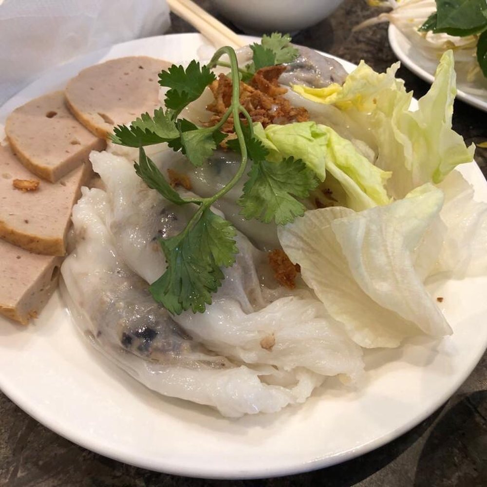 Que Ling Restaurant - Large Banh Cuon with Meat $6.75 - Vietnamese Near Me - Toronto, Ontario Que Ling Restaurant - Large Banh Cuon with Meat $6.75 - Vietnamese Near Me - Toronto, Ontario