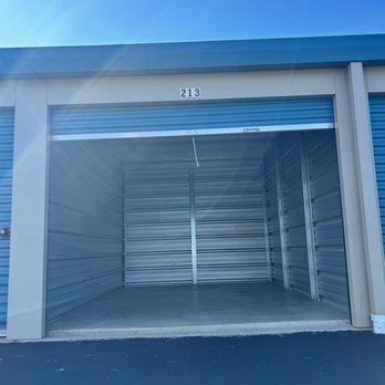 Davids Drive Store & Lock - All units are easy to access with several handicap accessible units as well. - Self Storage Near Me - Wilmington, Ohio
