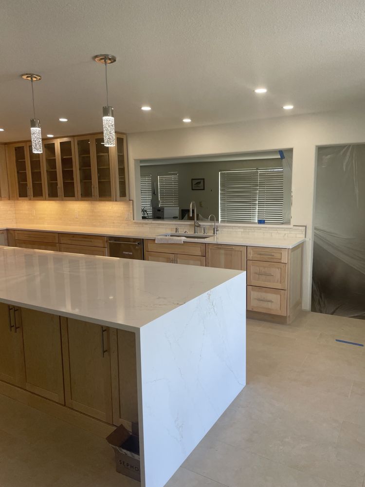 Slide of Contractors Pros