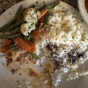 Mo's Restaurant - This was my oxtail - the actual oxtails are in the next photo - Haitian Near Me - Key West, Florida
