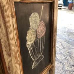 Bombon Café