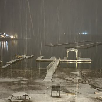 Big Bear Lake Front Lodge - In the night as it snowed we had a covered balcony with chairs we enjoyed the snow fall from our balcony at night. - Hotels Near Me - Big Bear Lake, California