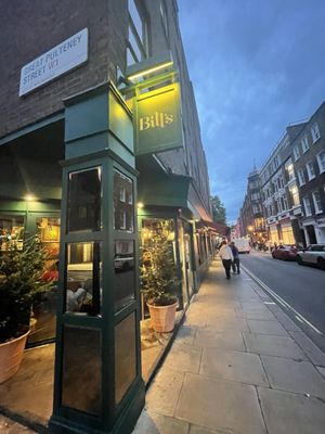 Bill's Soho Restaurant by null