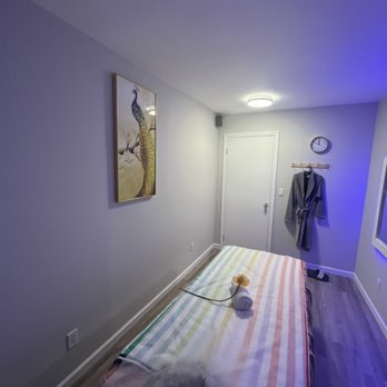 24 Chelsea Men Spa - Massage room - Beauty & Spas Near Me - New York, New York 24 Chelsea Men Spa - Massage room - Beauty & Spas Near Me - New York, New York