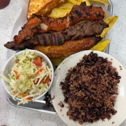 La Fritanga - Plenty fpr sharing!