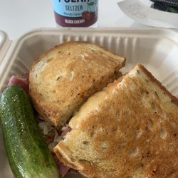 Ben & Bill's Deli