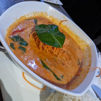 Thai Noodle Wave - Red Curry with Shrimp - Thai Near Me - Carrollton, Texas Thai Noodle Wave - Red Curry with Shrimp - Thai Near Me - Carrollton, Texas