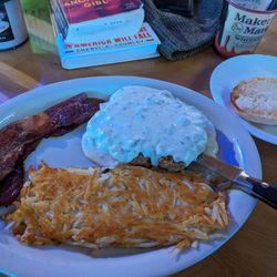Kelley's Place - Simple breakfast chicken fried steak  yummy.