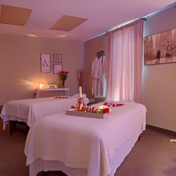 The Gardens Wellness Spa - Romantic Couples massage !
