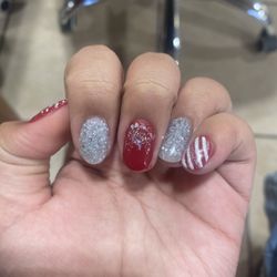 Le Belle Spa & Salon - My Christmas nails