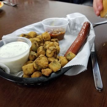 Everything Under the Bun - American Near Me - Asheboro, North Carolina