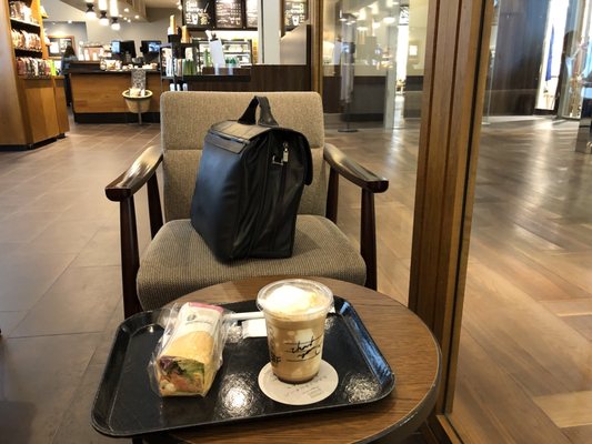 Starbucks Coffee Laque Shijo Karasuma 31 Photos Cafes 下京区四条通室町東入函谷鉾町101 京都市 京都府 Japan Restaurant Reviews Phone Number