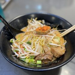 Ramen Hood - Spicy Ramen w/ Vegan Egg