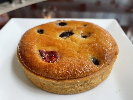 Amélie's French Bakery & Café by null