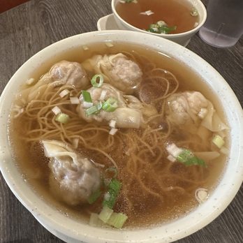 Wonton Noodle House - Wonton noodle soup - Noodles Near Me - Edmonds, Washington Wonton Noodle House - Wonton noodle soup - Noodles Near Me - Edmonds, Washington