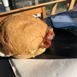 Penguin and Pardalote - Egg roll (sandwich)