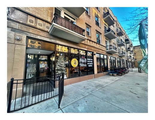 Taichi Bubble Tea, Ramen and Poke Bowl - Rogers Park by null