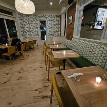 River Bar - Inside seating - Bars Near Me - Westerly, Rhode Island