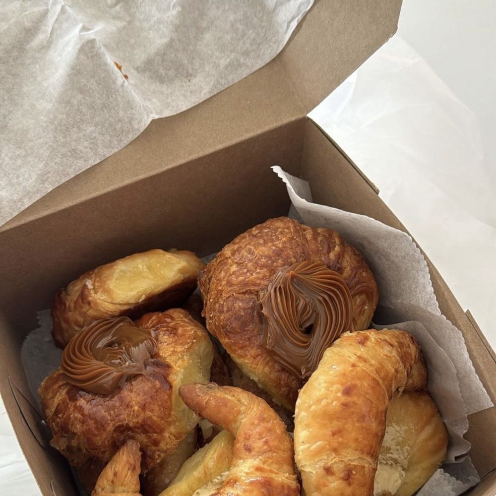 Rio De La Plata Bakery Shop - Bakeries Near Me - Elmhurst, New York