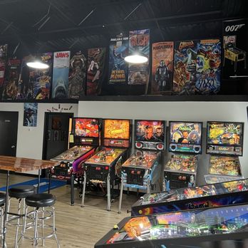 Grizzlybird Brewing - Pinball room - Breweries Near Me - Westerville, Ohio