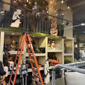 Pottery World Cafe - Italian Near Me - Rocklin, California Pottery World Cafe - Italian Near Me - Rocklin, California