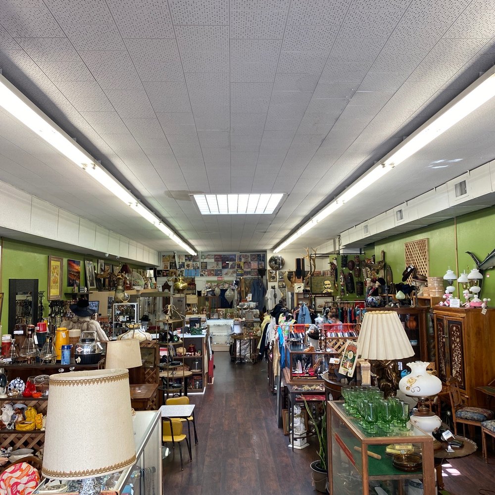 Golden Bear Antiques - Antiques Near Me - Orange, California Golden Bear Antiques - Antiques Near Me - Orange, California